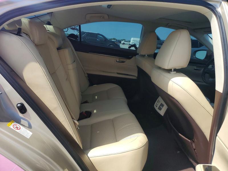 50065376 :رقم المزاد ، 58ABK1GG3JU104122 vin ، 2018 Lexus Es مزاد بيع