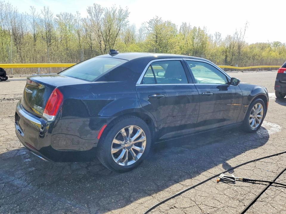 Aukcja sprzedaży 2016 Chrysler 300, vin: 2C3CCARG8GH262045, numer aukcji: 51279906