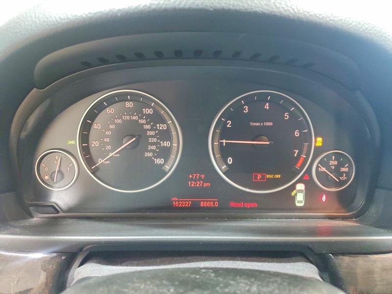 51411826 :رقم المزاد ، WBAFR1C56BDV81512 vin ، 2011 Bmw 528 مزاد بيع