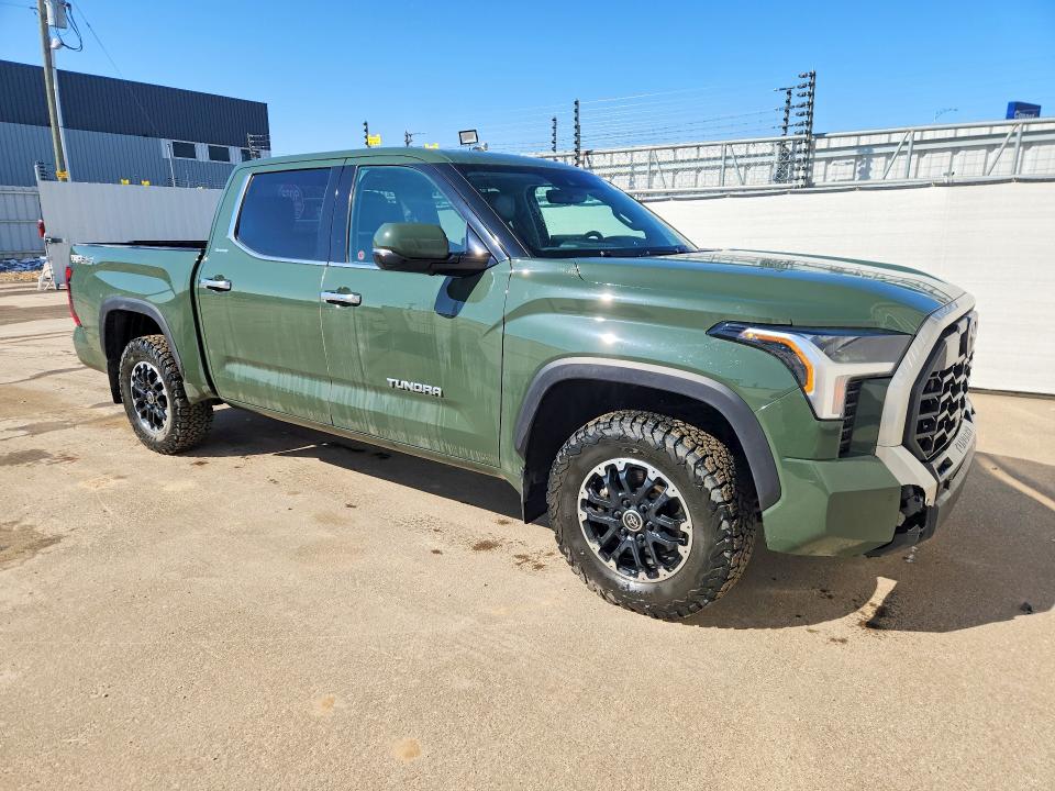 Продажа на аукционе авто 2022 Toyota Tundra, vin: 5TFJA5DB1NX029726, номер лота: 50925606