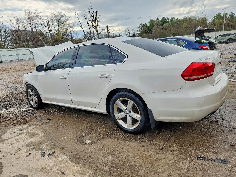 49974516 :رقم المزاد ، 1VWBV7A36FC082462 vin ، 2015 Volkswagen Passat مزاد بيع