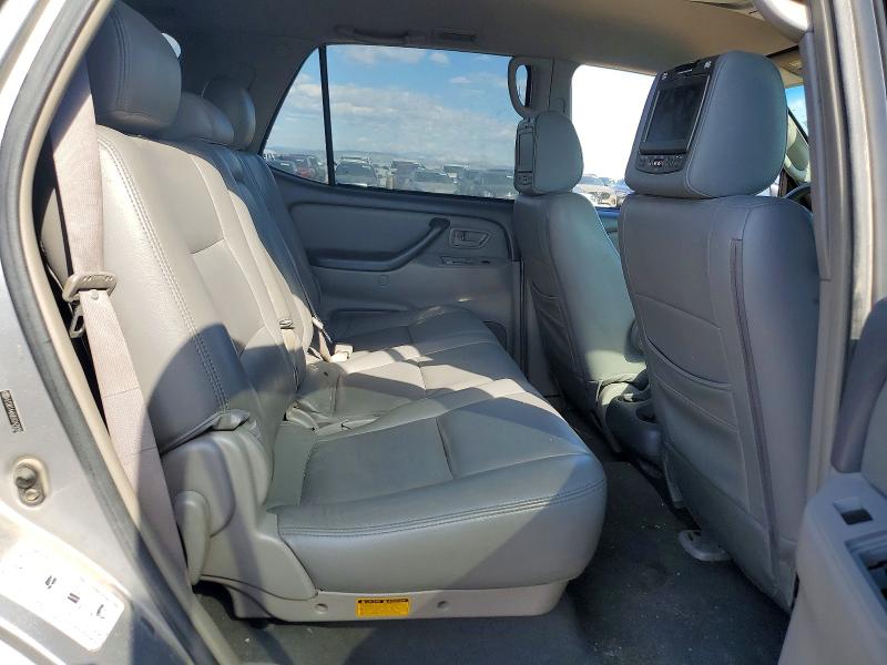 2005 Toyota Sequoia მანქანა იყიდება აუქციონზე, vin: 5TDBT44A95S247919, აუქციონის ნომერი: 51775206