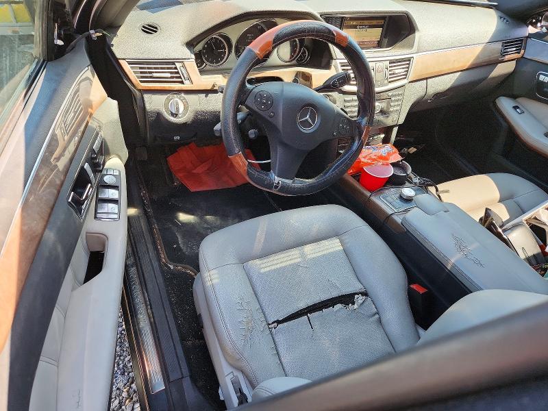 50319106 :رقم المزاد ، WDDHF8HB5AA054210 vin ، 2010 Mercedes-benz E مزاد بيع