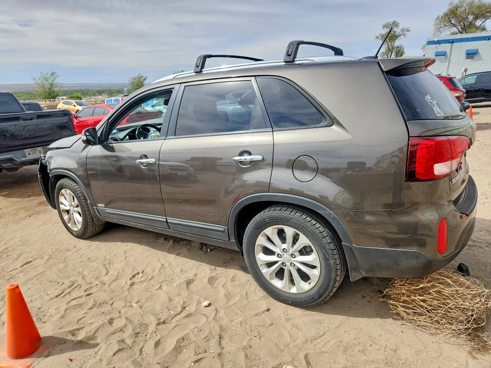 2015 Kia Sorento მანქანა იყიდება აუქციონზე, vin: 5XYKUDA74FG556699, აუქციონის ნომერი: 50063316