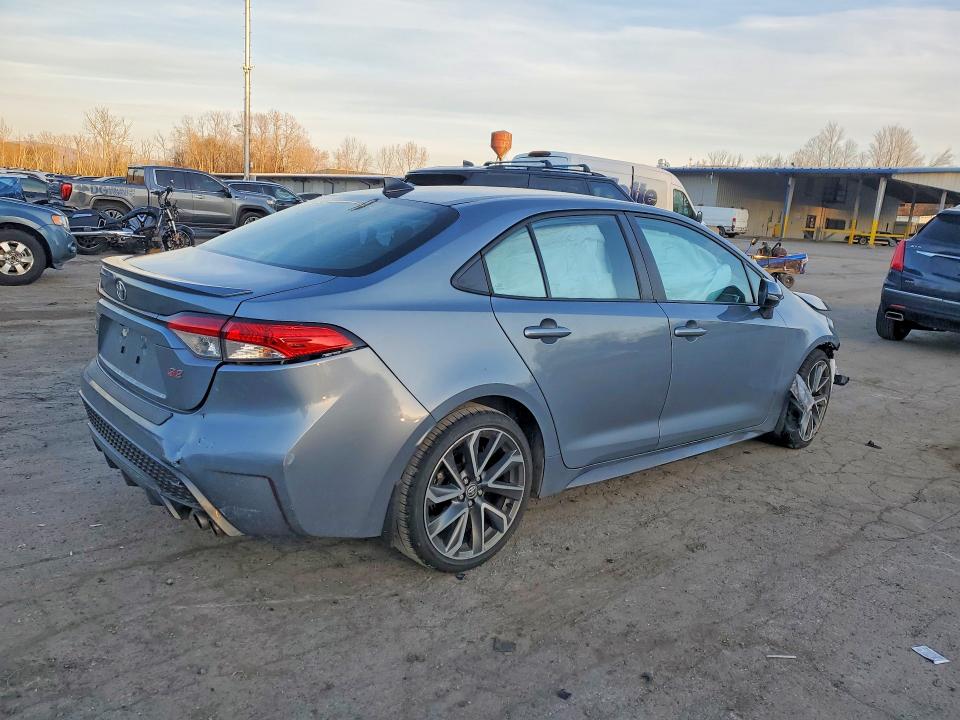 49465186 :رقم المزاد ، 5YFS4MCE0NP113861 vin ، 2022 Toyota Corolla مزاد بيع