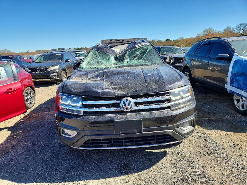 51264576 :رقم المزاد ، 1V2NR2CA8KC505232 vin ، 2019 Volkswagen Atlas مزاد بيع