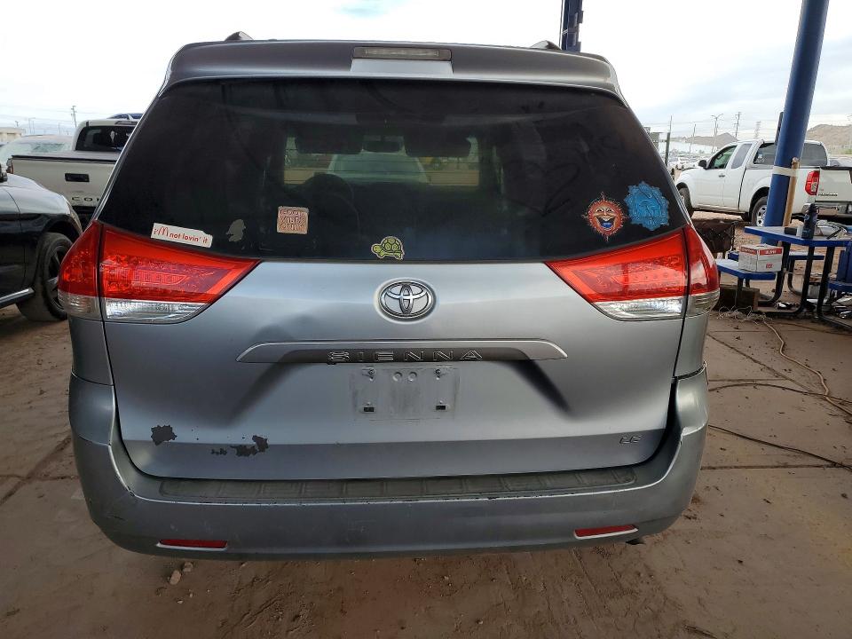 Продажа на аукционе авто 2011 Toyota Sienna, vin: 5TDKK3DC7BS112318, номер лота: 49172266