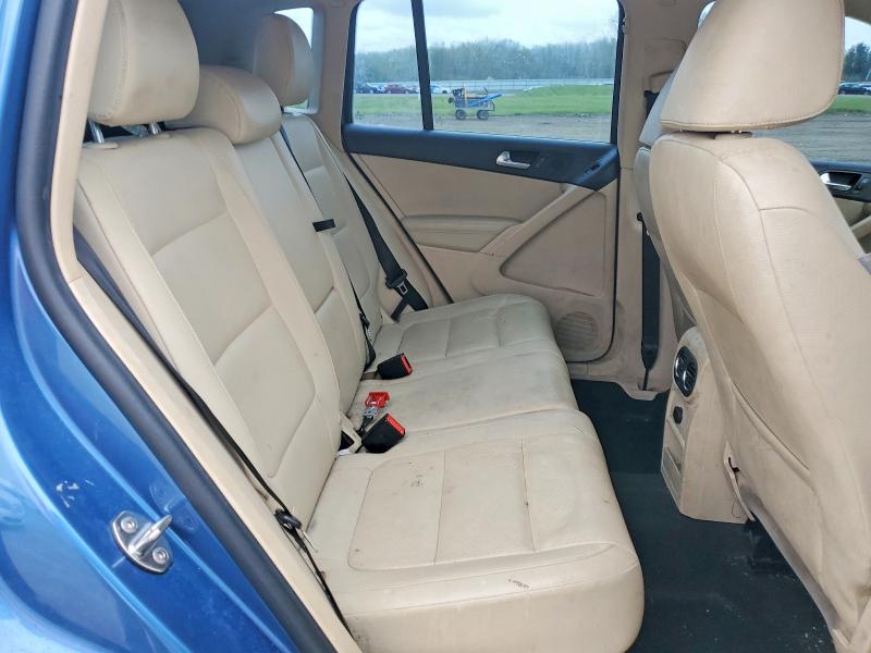 50123776 :رقم المزاد ، WVGBV7AX9HW503108 vin ، 2017 Volkswagen Tiguan مزاد بيع