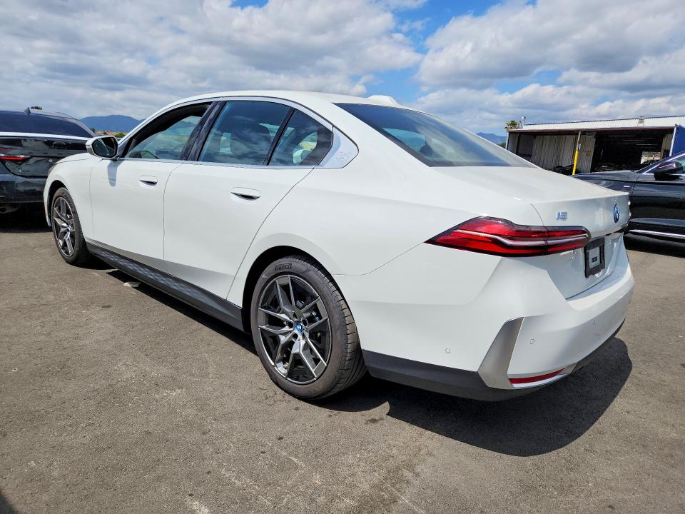 51622646 :رقم المزاد ، WBY33FK00RCR94177 vin ، 2024 Bmw I5 مزاد بيع