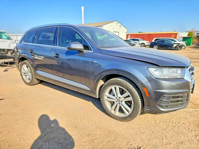 Продажа на аукционе авто 2017 Audi Q7, vin: WA1WAAF74HD010790, номер лота: 50322116