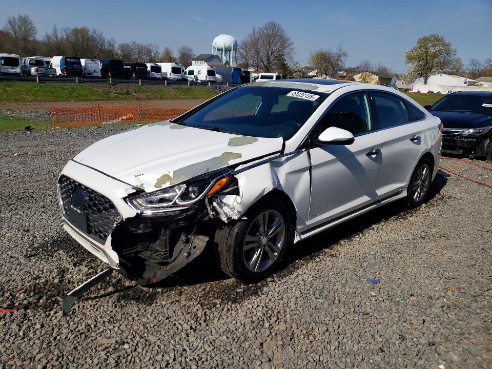 49322126 :رقم المزاد ، 5NPE34AF6JH675041 vin ، 2018 Hyundai Sonata مزاد بيع