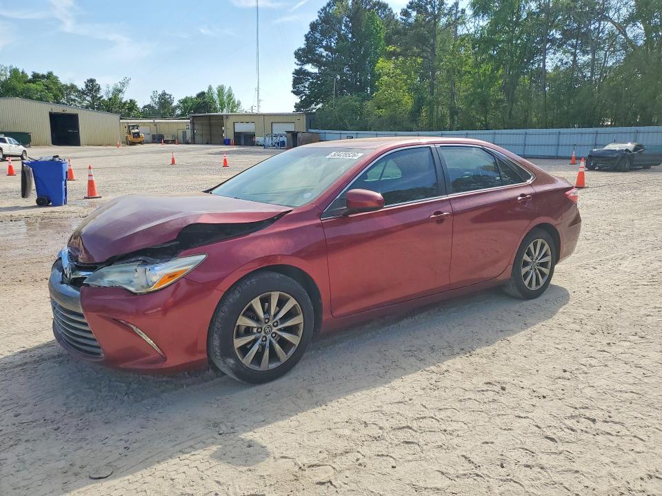 50428526 :رقم المزاد ، 4T1BF1FK2GU611605 vin ، 2016 Toyota Camry مزاد بيع