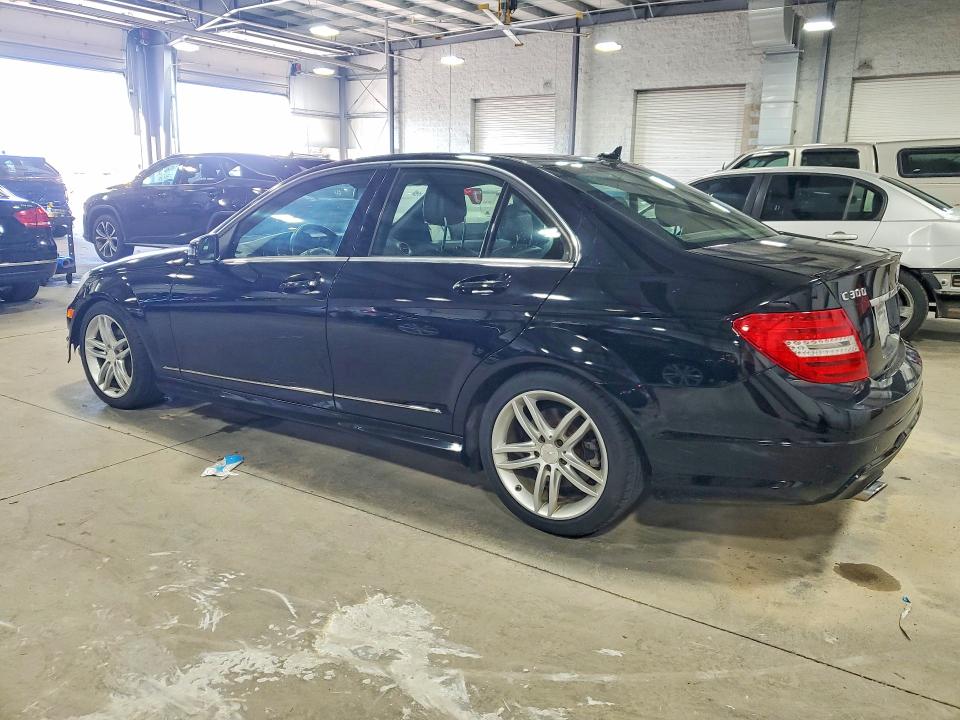 Продажа на аукционе авто 2012 Mercedes-benz C, vin: WDDGF8BB5CA613665, номер лота: 48916466