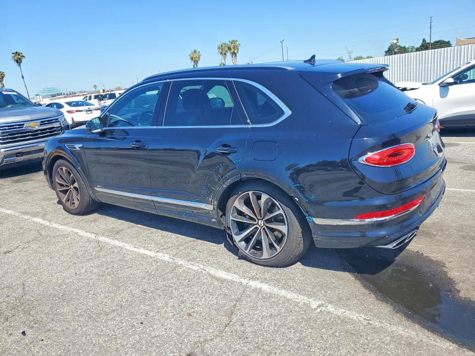 2021 Bentley Bentayga მანქანა იყიდება აუქციონზე, vin: SJAAJ2ZV3MC036590, აუქციონის ნომერი: 49621396