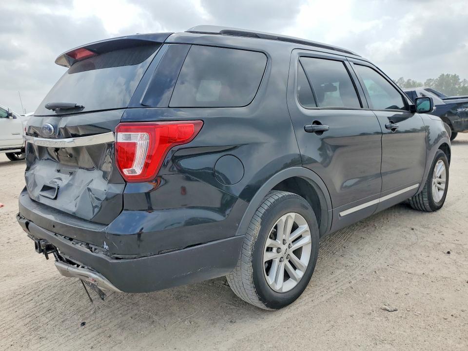 51862706 :رقم المزاد ، 1FM5K7D86HGD63605 vin ، 2017 Ford Explorer مزاد بيع