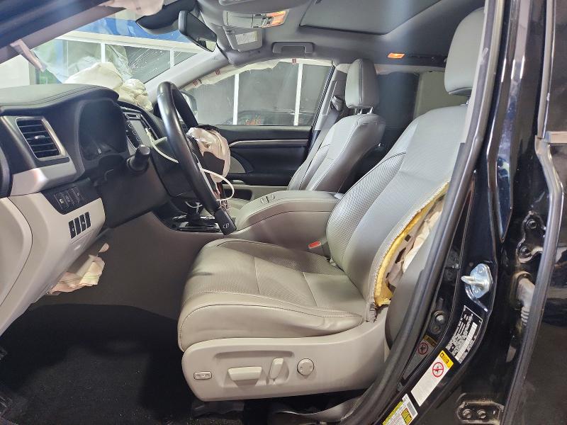 51712396 :رقم المزاد ، 5TDDZRFH4HS446623 vin ، 2017 Toyota Highlander مزاد بيع