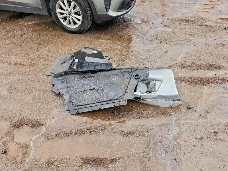51567526 :رقم المزاد ، WA1WKAFP8BA019921 vin ، 2011 Audi Q5 مزاد بيع