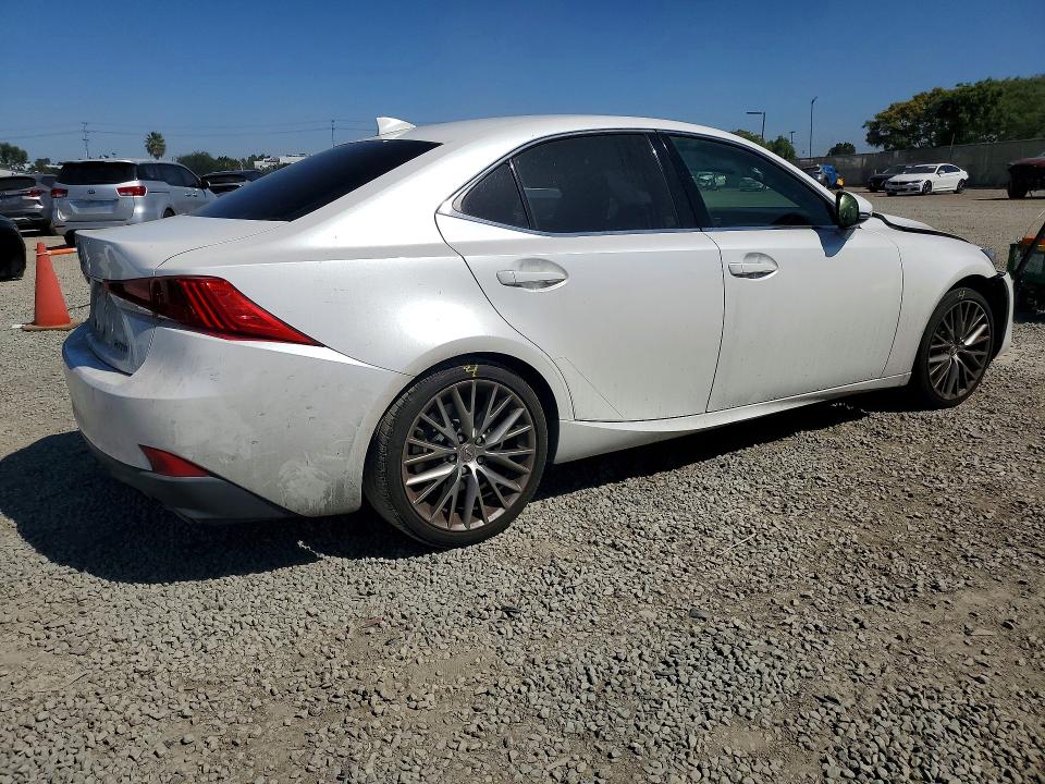 49028886 :رقم المزاد ، JTHBA1D2XJ5062824 vin ، 2018 Lexus Is مزاد بيع