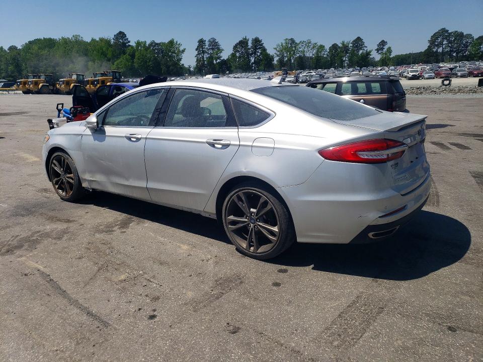 48545186 :رقم المزاد ، 3FA6P0D92KR138548 vin ، 2019 Ford Fusion مزاد بيع