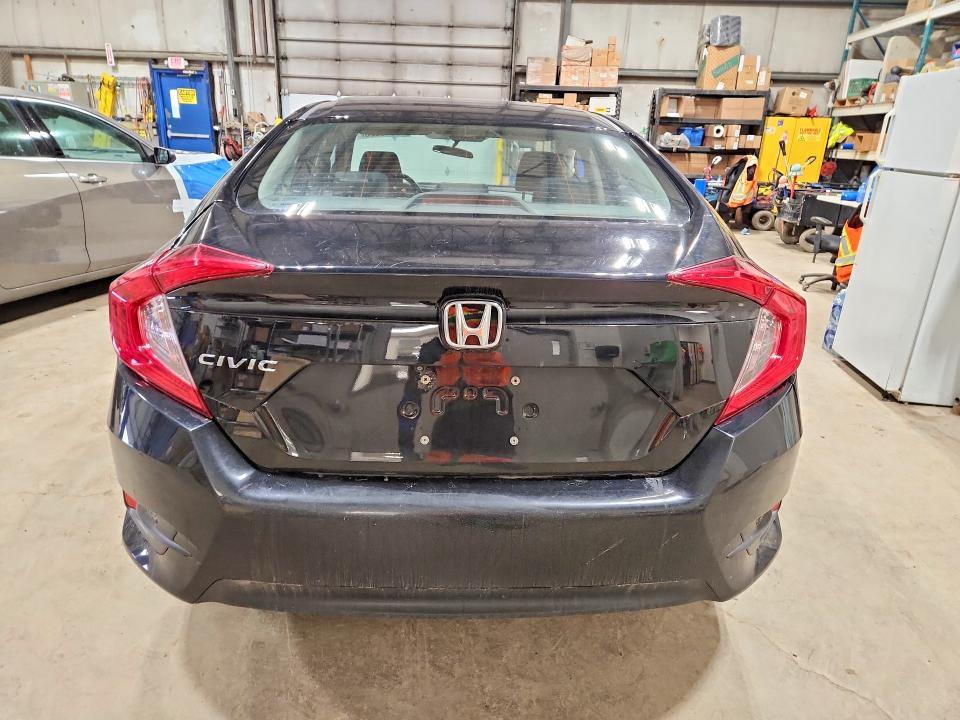 49845626 :رقم المزاد ، 2HGFC2F86HH007358 vin ، 2017 Honda Civic مزاد بيع