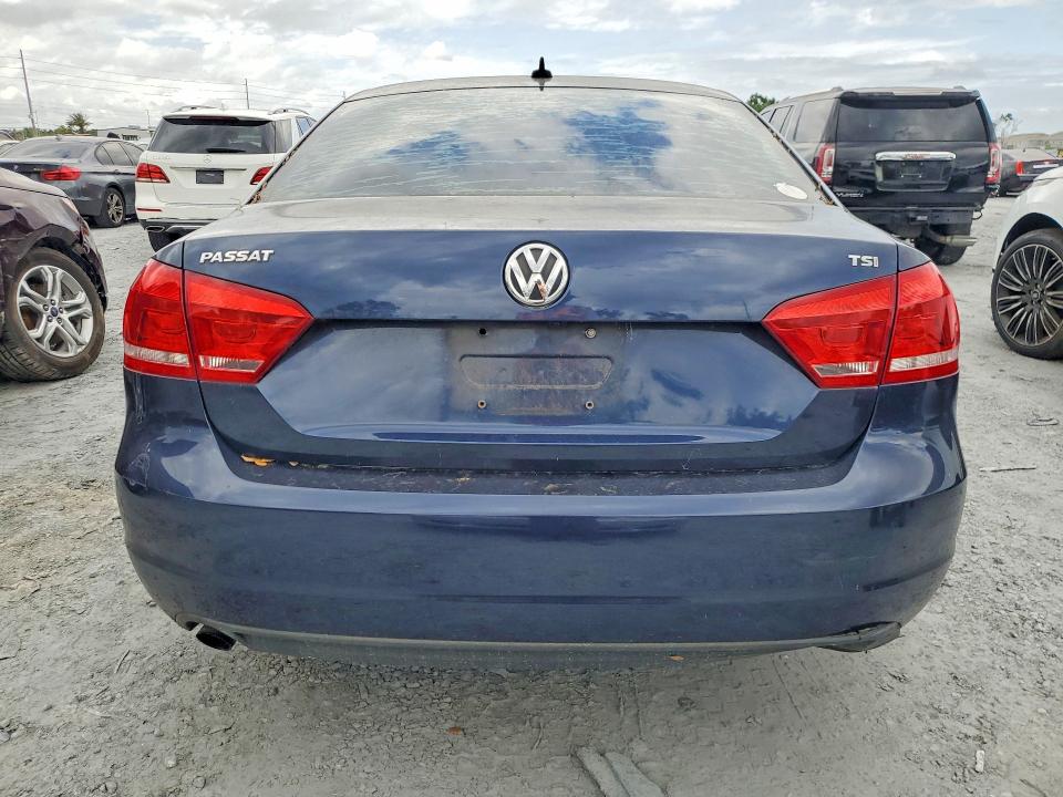 48954926 :رقم المزاد ، 1VWAS7A35FC116699 vin ، 2015 Volkswagen Passat مزاد بيع