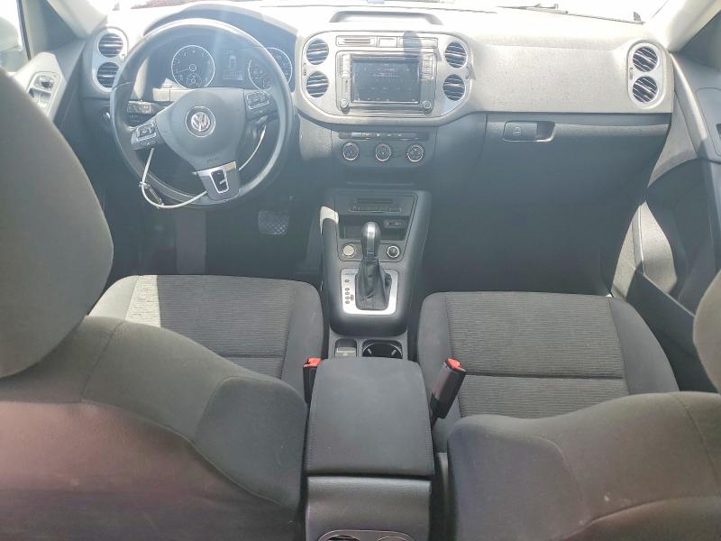 2018 Volkswagen Tiguan Limited მანქანა იყიდება აუქციონზე, vin: WVGBV7AX6JK000164, აუქციონის ნომერი: 50324146