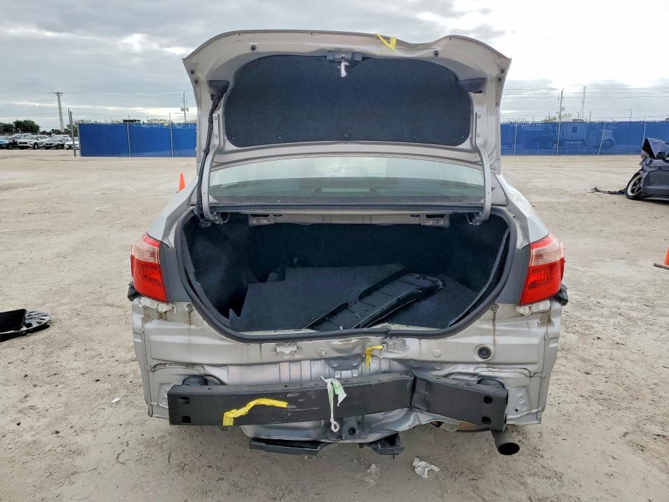 49767486 :رقم المزاد ، 2T1BURHE0KC222953 vin ، 2019 Toyota Corolla مزاد بيع