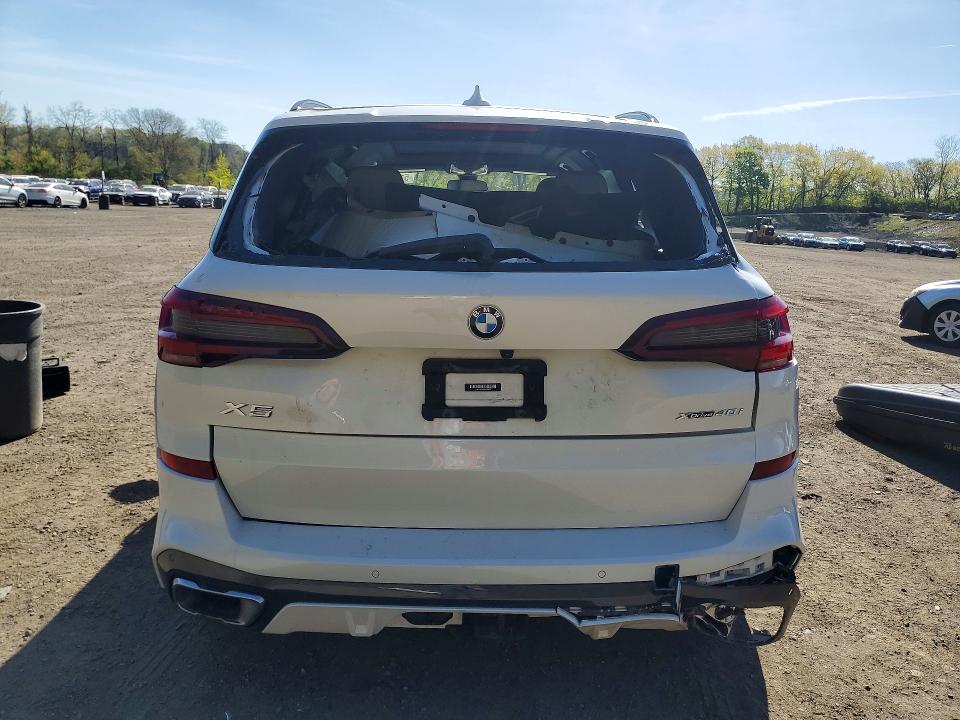 51513396 :رقم المزاد ، 5UXCR6C00M9F69628 vin ، 2021 Bmw X5 مزاد بيع