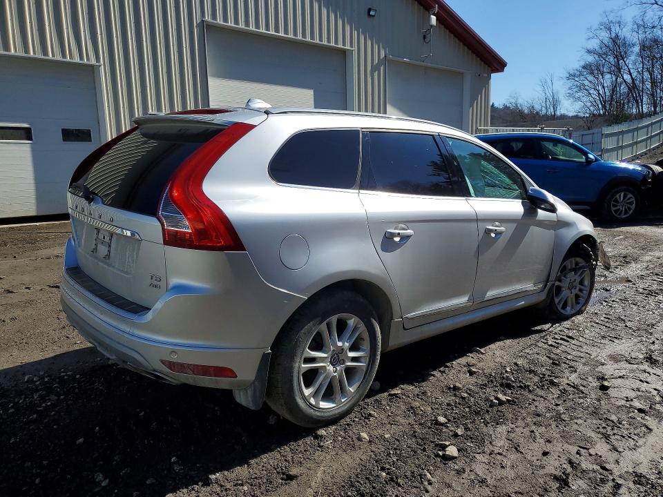 Продажа на аукционе авто 2016 Volvo Xc60, vin: YV4612RK8G2781174, номер лота: 49171156