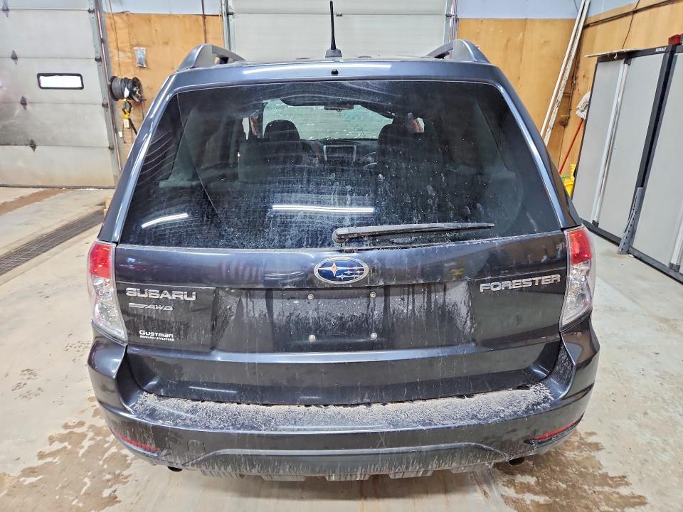 47613346 :رقم المزاد ، JF2SHBDC8BH768638 vin ، 2011 Subaru Forester مزاد بيع