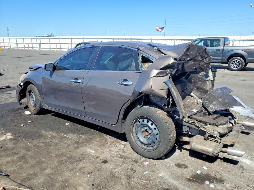 2015 Nissan Altima მანქანა იყიდება აუქციონზე, vin: 1N4AL3APXFC449398, აუქციონის ნომერი: 51198486