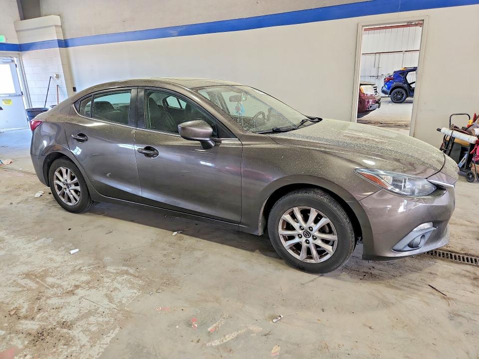 48357576 :رقم المزاد ، 3MZBM1W71FM176078 vin ، 2015 Mazda 3 مزاد بيع