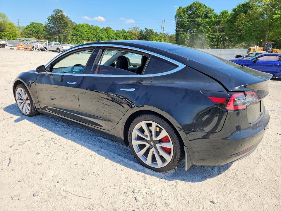 2020 Tesla Model 3 მანქანა იყიდება აუქციონზე, vin: 5YJ3E1EA6LF645487, აუქციონის ნომერი: 49860246