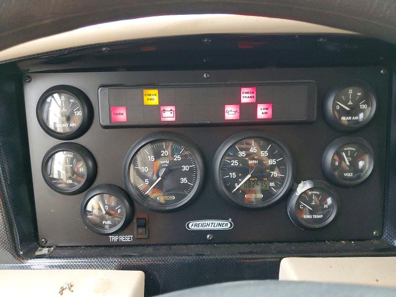 51131986 :رقم المزاد ، 4UZAAHBV02CK20826 vin ، 2002 Fleetwood Motor Home مزاد بيع