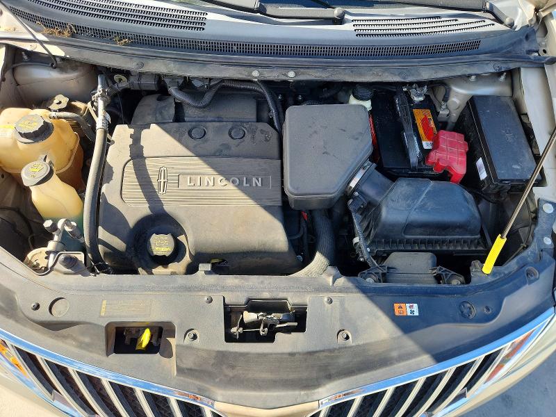 49160196 :رقم المزاد ، 2LMDJ6JK9BBJ23671 vin ، 2011 Lincoln Townhouse Mkx مزاد بيع