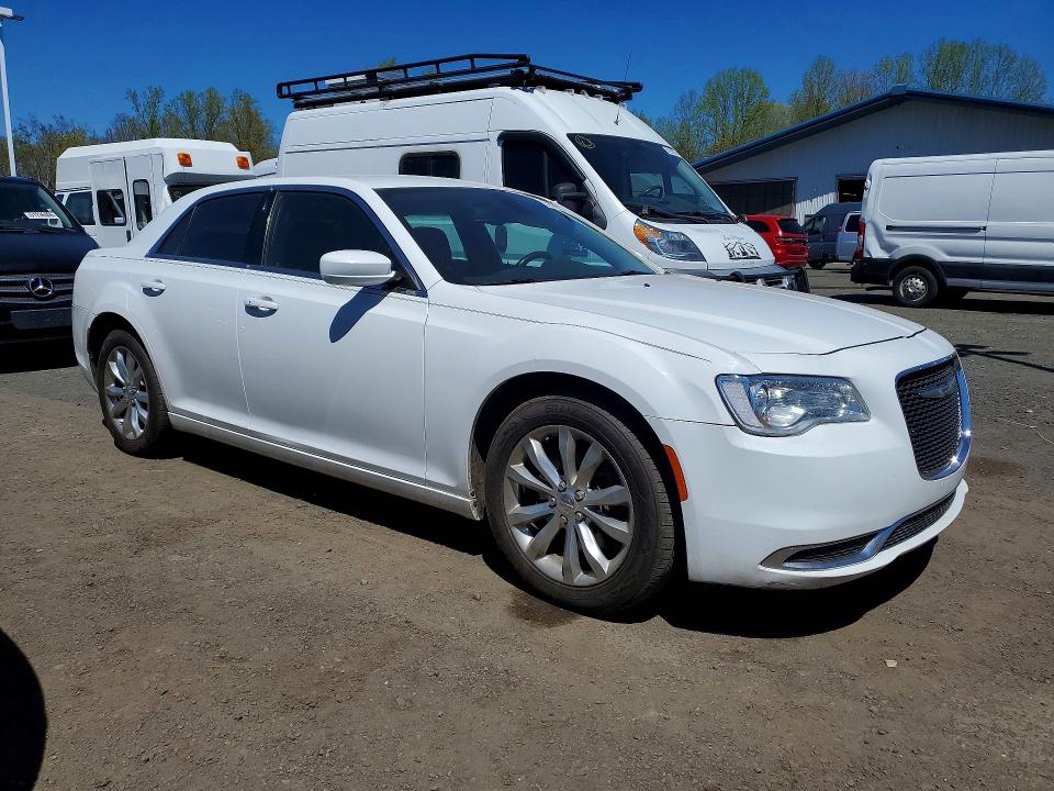 Продаж на аукціоні авто 2017 Chrysler 300, vin: 2C3CCARG9HH637409, номер лоту: 51059096