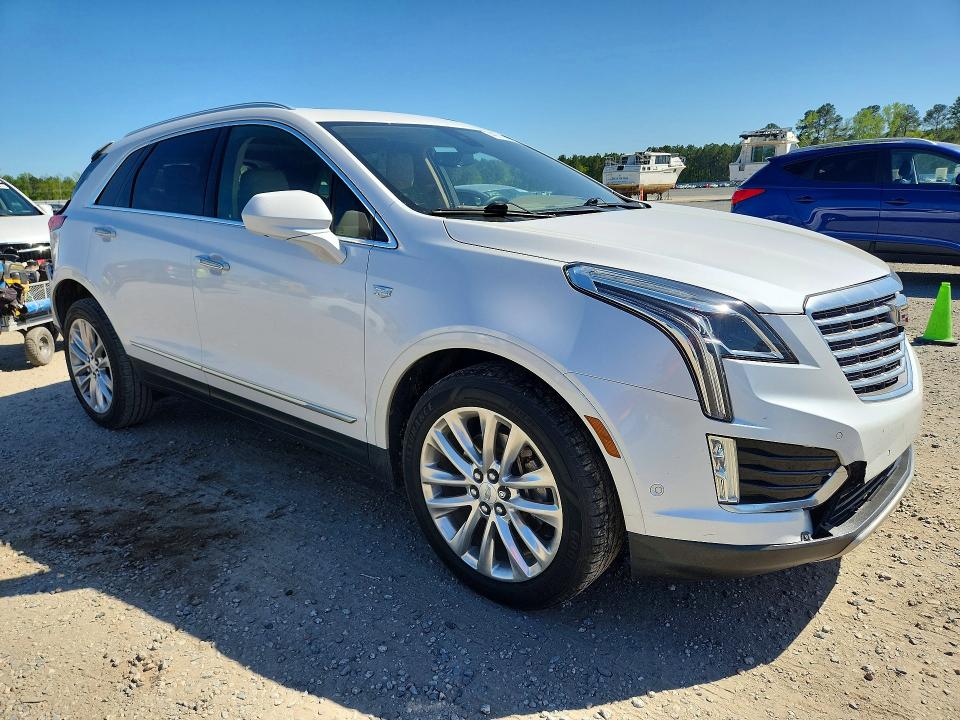 49611566 :رقم المزاد ، 1GYKNFRS3HZ188936 vin ، 2017 Cadillac Xt5 مزاد بيع