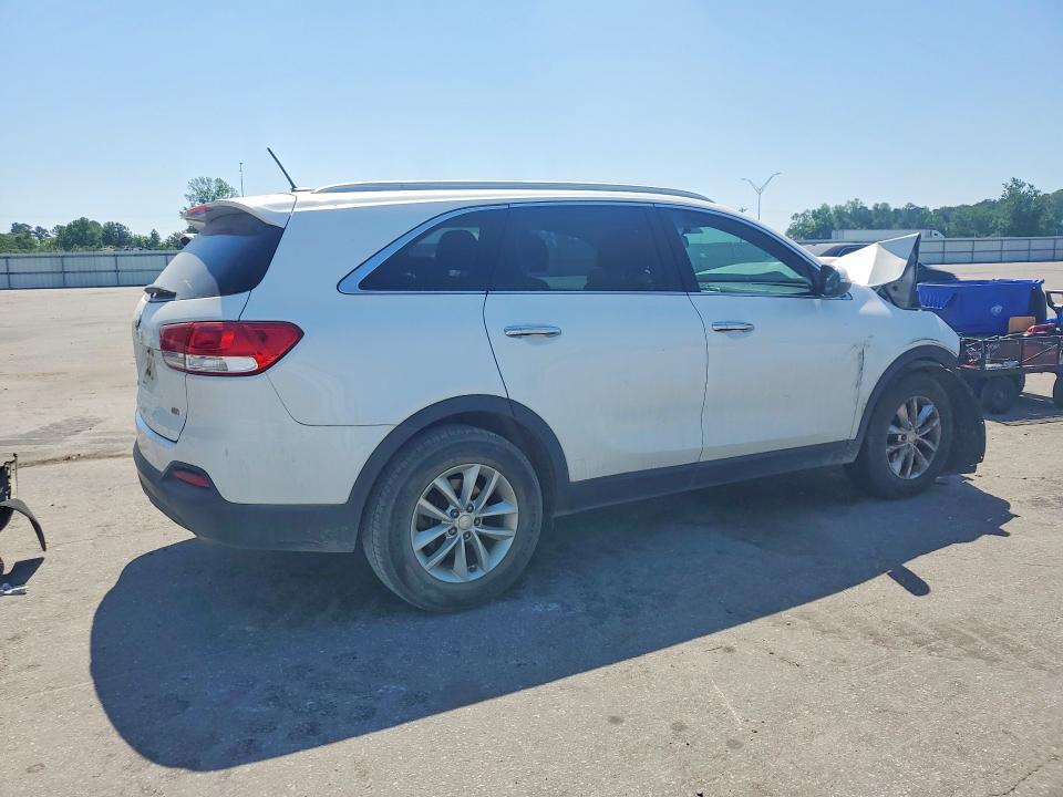 50908796 :رقم المزاد ، 5XYPG4A33HG240496 vin ، 2017 Kia Sorento مزاد بيع
