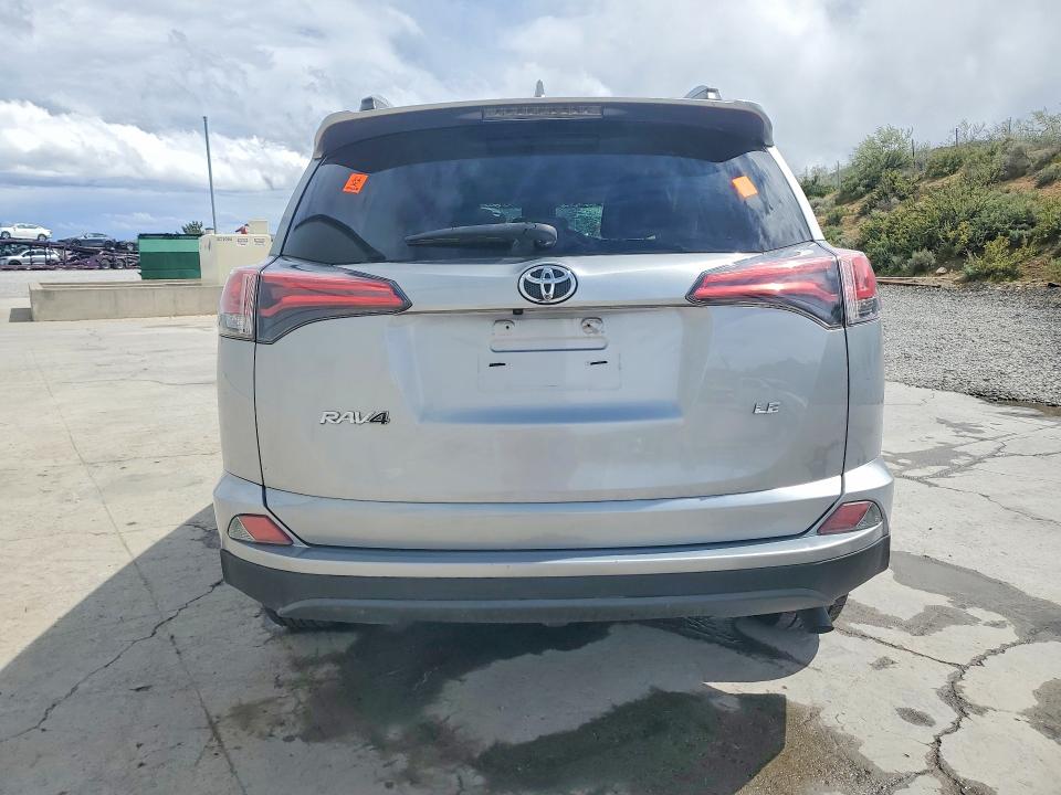 49863086 :رقم المزاد ، 2T3ZFREV9JW450970 vin ، 2018 Toyota Rav4 مزاد بيع