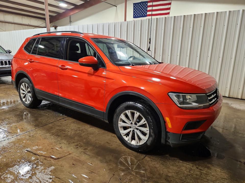 Продажа на аукционе авто 2019 Volkswagen Tiguan, vin: 3VV0B7AX1KM052785, номер лота: 51103606