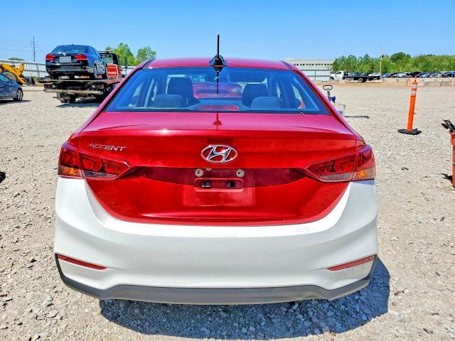 50490026 :رقم المزاد ، 3KPC24A30JE034164 vin ، 2018 Hyundai Accent مزاد بيع