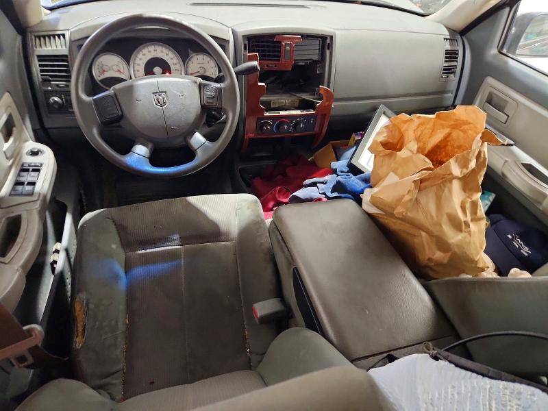 2005 Dodge Dakota მანქანა იყიდება აუქციონზე, vin: 1D7HE48N25S165920, აუქციონის ნომერი: 48876406
