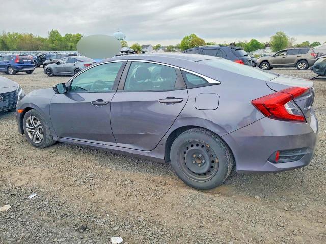 Aukcja sprzedaży 2018 Honda Civic, vin: 2HGFC2F52JH584626, numer aukcji: 50640386