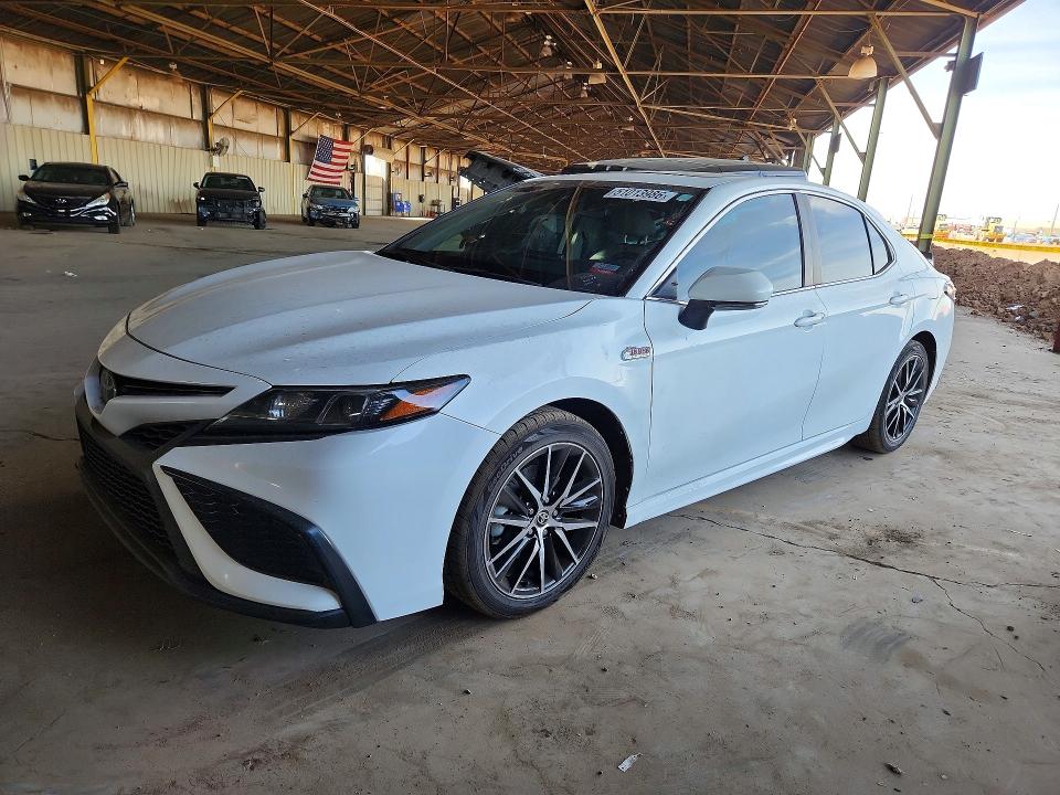 51013986 :رقم المزاد ، 4T1S11AKXNU685034 vin ، 2022 Toyota Camry مزاد بيع