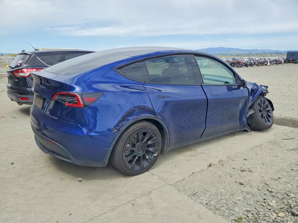 50171416 :رقم المزاد ، 7SAYGDEE4NF426182 vin ، 2022 Tesla Model Y مزاد بيع