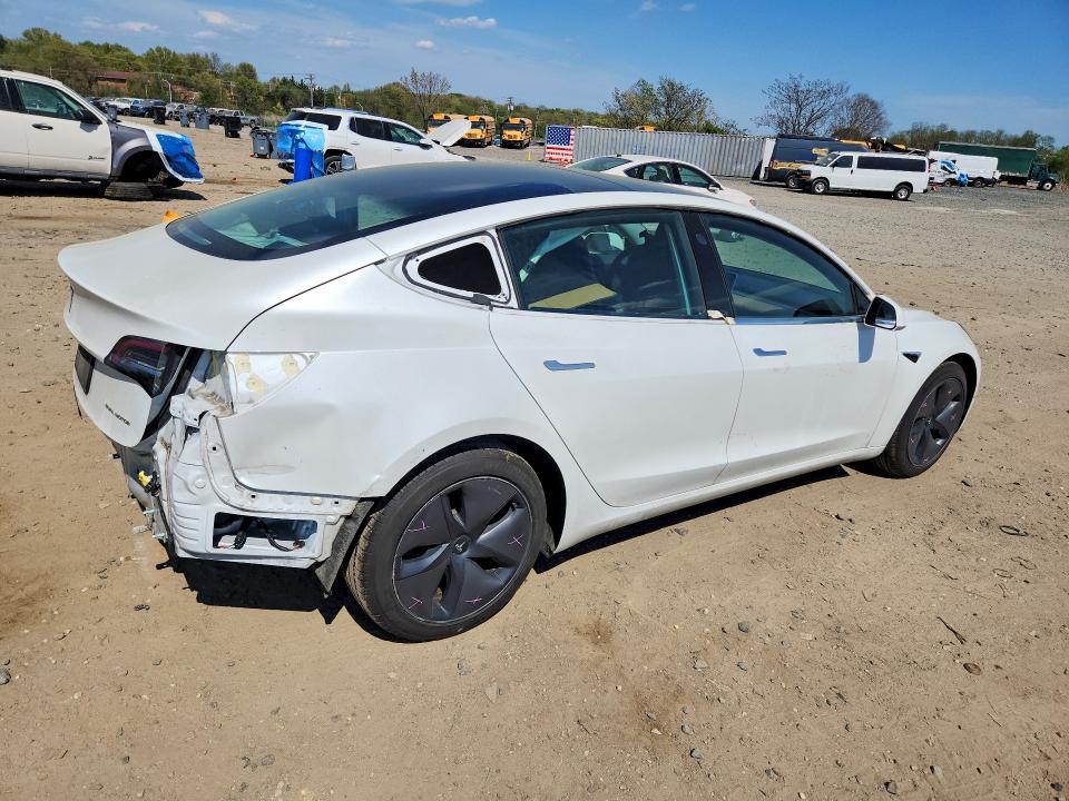 2019 Tesla Model 3 მანქანა იყიდება აუქციონზე, vin: 5YJ3E1EB9KF515730, აუქციონის ნომერი: 49652536