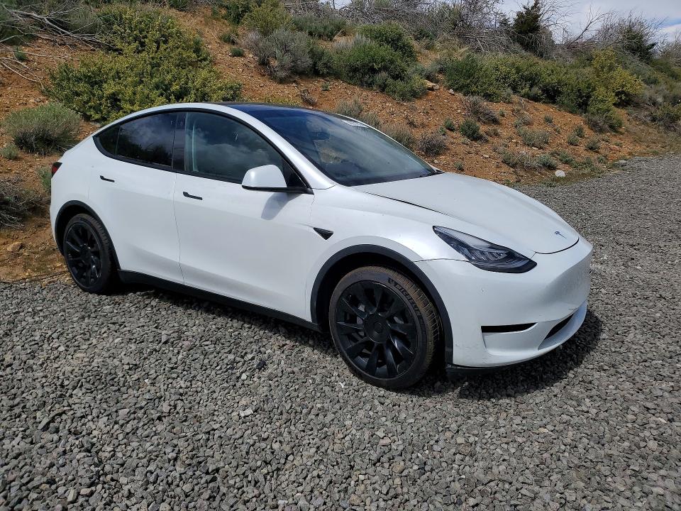 Продажа на аукционе авто 2023 Tesla Model Y, vin: 7SAYGDEEXPA101472, номер лота: 49671876