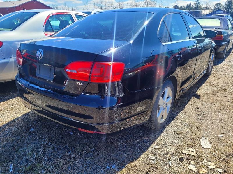 50773016 :رقم المزاد ، 3VWDL7AJXDM390808 vin ، 2013 Volkswagen Jetta مزاد بيع
