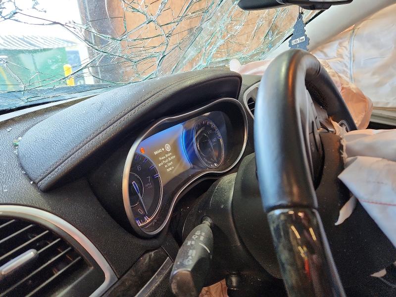 Продажа на аукционе авто 2016 Chrysler 300c, vin: 2C3CCAKG2GH344122, номер лота: 49268886