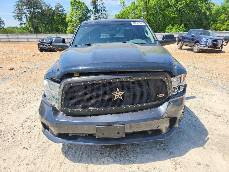 49082916 :رقم المزاد ، 1C6RR7FT8FS537355 vin ، 2015 Ram 1500 مزاد بيع
